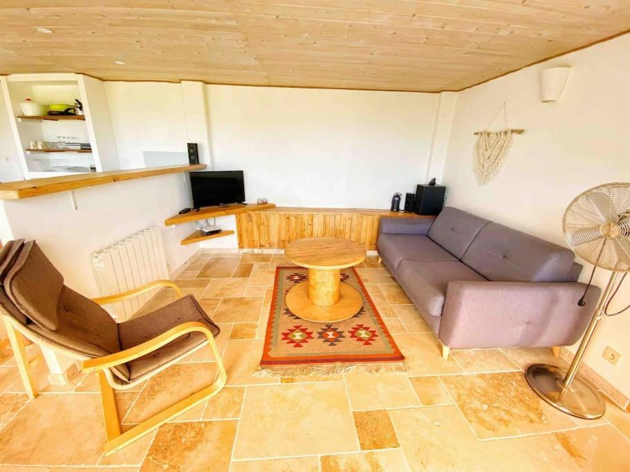 Bas De Villa Au Milieu Des Oliviers. Chateauneuf-Villevieille Экстерьер фото